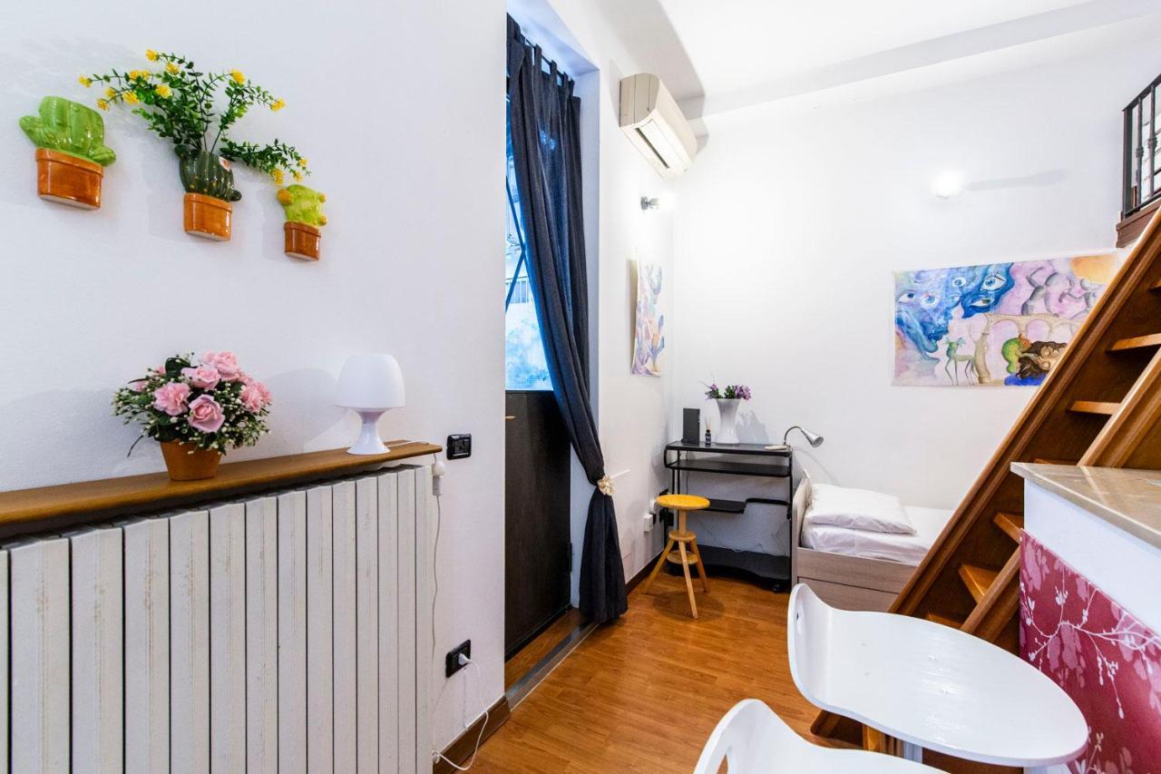 Extensive Terrace Navigli Toy Artistic Apartment Milaan Buitenkant foto