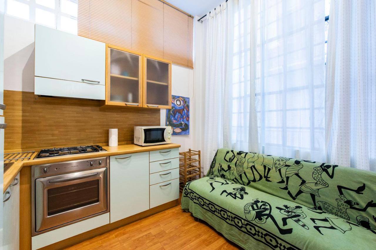 Extensive Terrace Navigli Toy Artistic Apartment Milaan Buitenkant foto