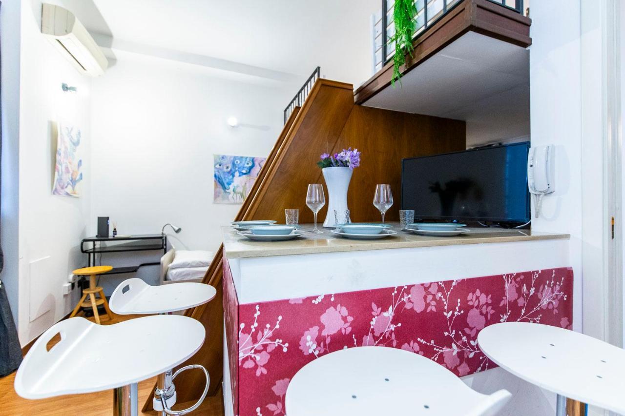 Extensive Terrace Navigli Toy Artistic Apartment Milaan Buitenkant foto