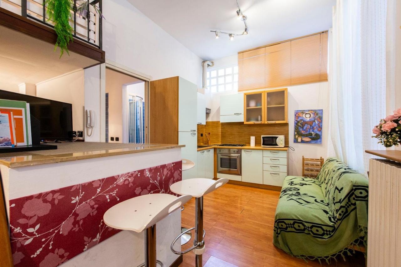 Extensive Terrace Navigli Toy Artistic Apartment Milaan Buitenkant foto
